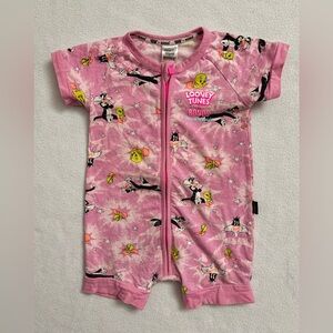 BONDS X Looney Tunes Shortie